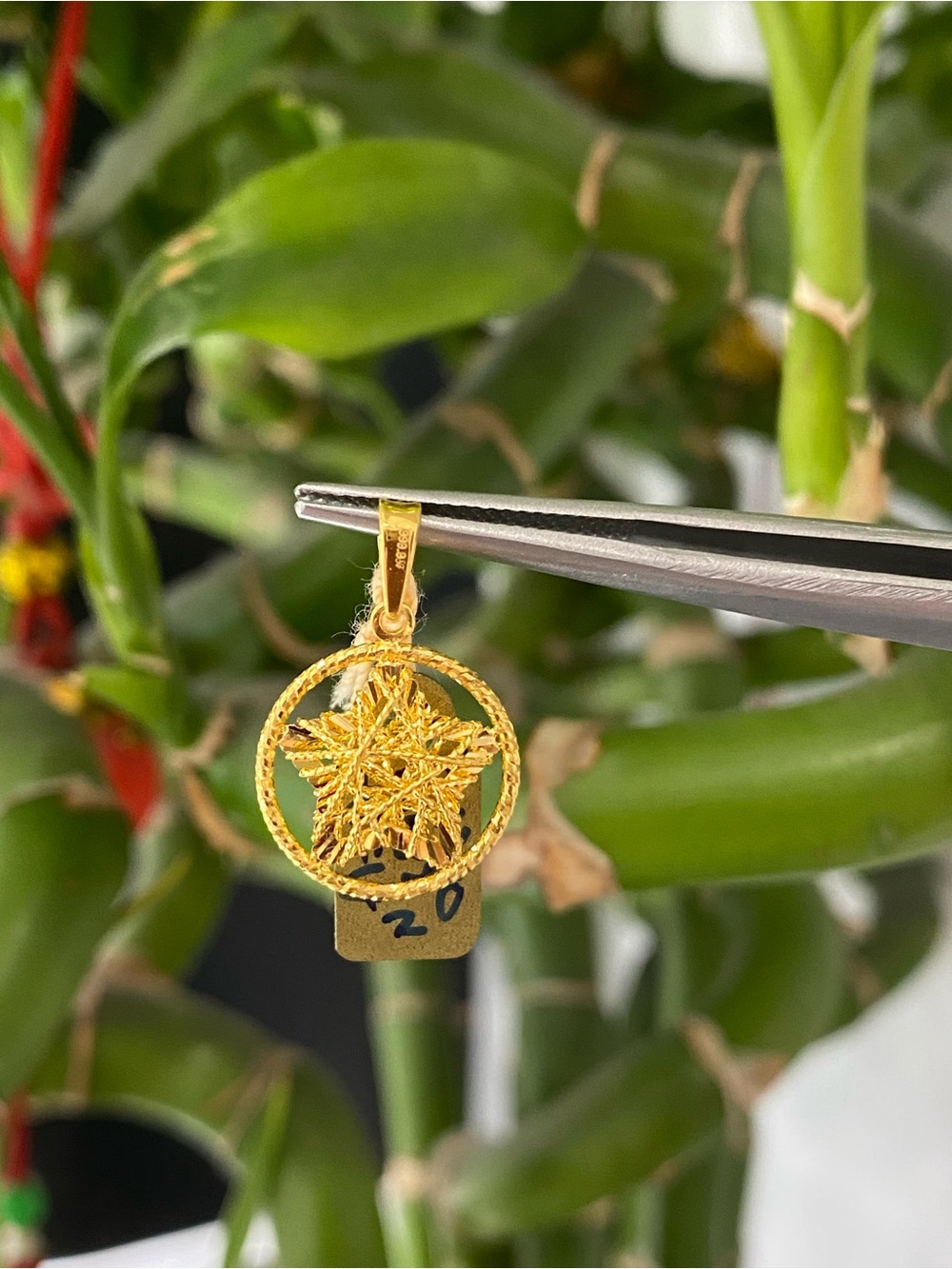 24K Yellow Gold Star Pendant
